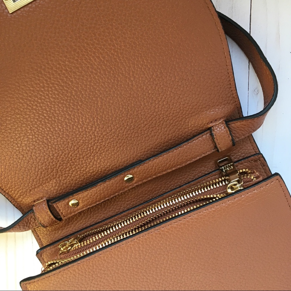 Steve Madden Half Moon Front Flap Crossbody - Picture 3 of 7
